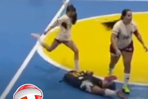 Atleta chuta adversária caída durante jogo de futsal e causa confusão no Eusébio