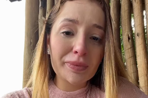 Any Awuada revela tristeza após marido dizer que ela está "muito feia"