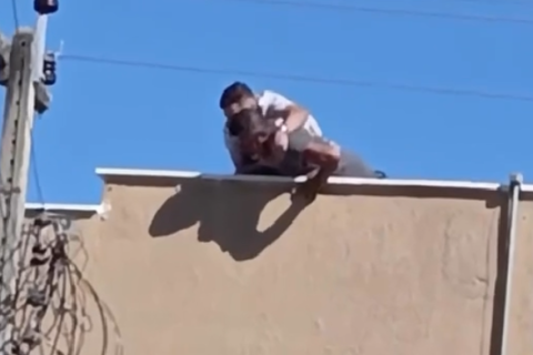Pintor sofre descarga elétrica durante trabalho em prédio comercial no Centro de Tamboril