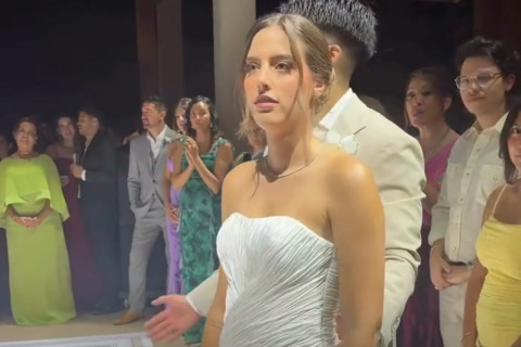 Pai surpreende e emociona filha no dia do seu casamento