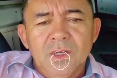 Jerry Adriano desabafa após deixar fórum e revela pedido de pensão socioafetiva de R$ 50 mil feito por ex-ficante