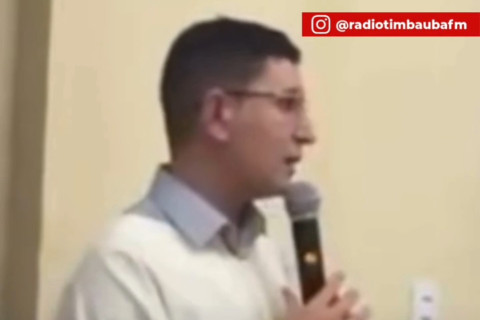 Jovem é repreendido por padre durante missa e fica em lágrimas em Tianguá