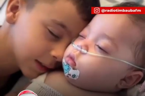 Menino emociona ao revelar pedido feito a Jesus no aniversário: 'Pedi a cura do meu irmão'