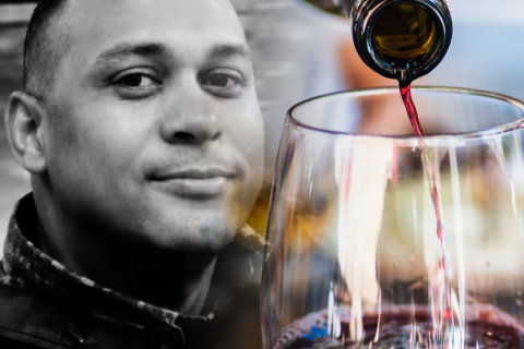 PM tenta envenenar ex-companheira com vinho, mas morre após mulher trocar as taças