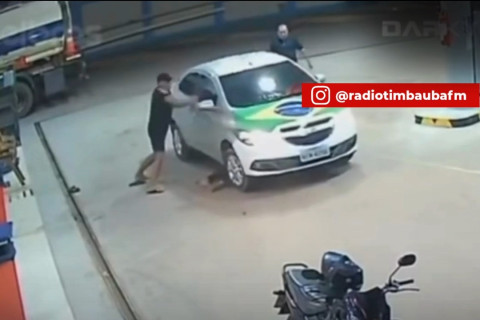 Motorista atropela frentista em posto de combustível